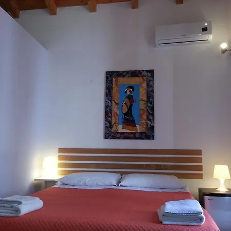 Libertyinn 招待所 3*